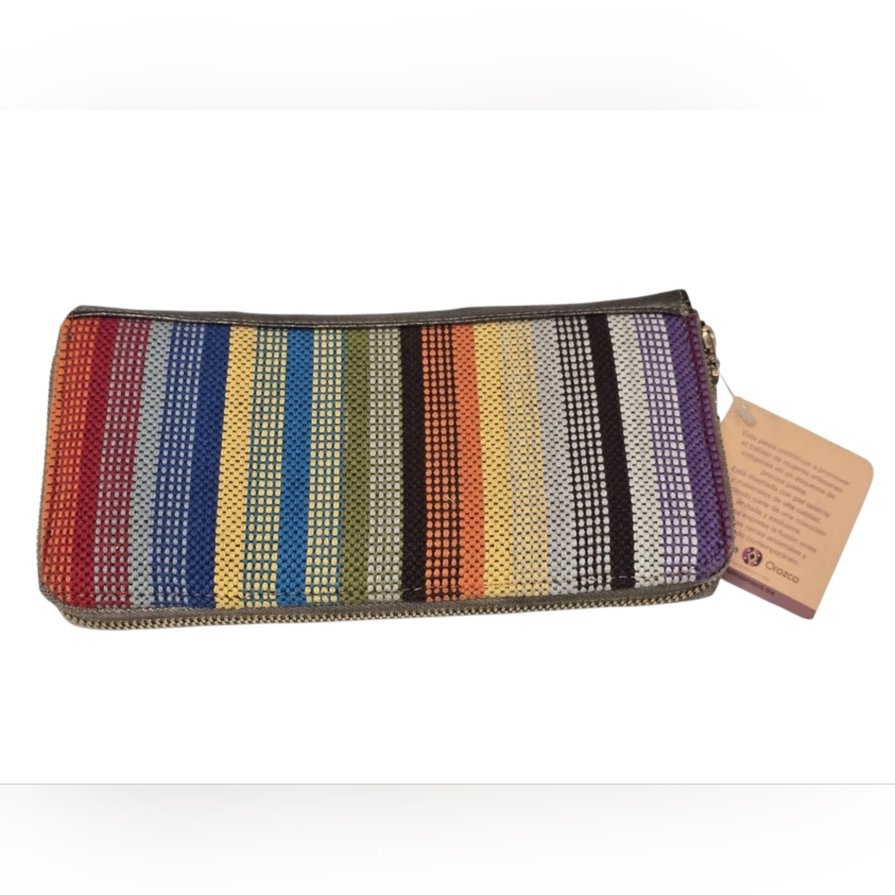 Cristina‎ Orozco Zip Atound Continental Wallet ́WT